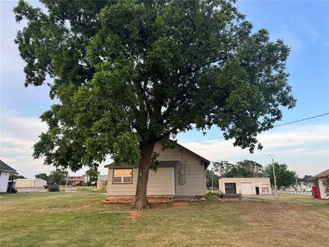 214 N 3rd St, Sentinel, OK 73664 photo 25