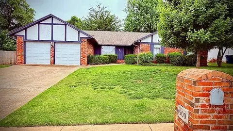 1900 Smoky Hollow Rd, Edmond, OK 73013