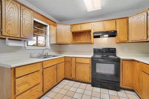 1036 Box St, Altus, OK 73521 photo 15
