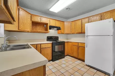 1036 Box St, Altus, OK 73521 photo 14
