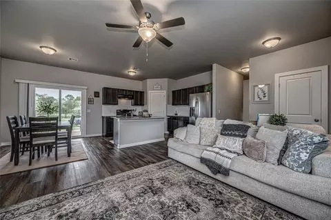 14201 Athens Ln, Yukon, OK 73099 photo 6