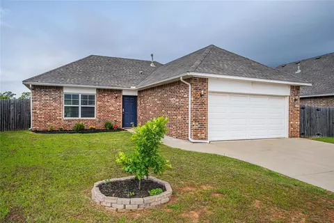 14201 Athens Ln, Yukon, OK 73099 photo 1