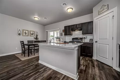 14201 Athens Ln, Yukon, OK 73099 photo 9