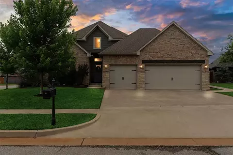 18813 Windy Way Rd, Edmond, OK 73012
