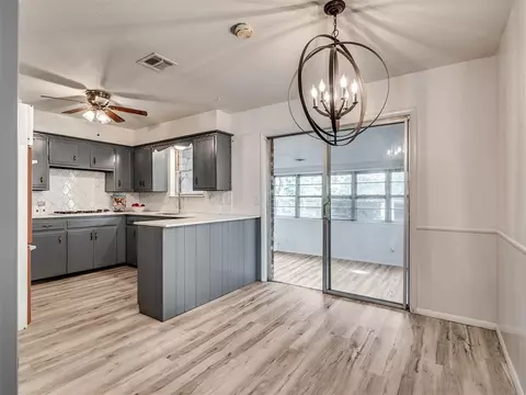 Dining - 39 E 21st St, Edmond, OK 73013 photo 1 of 2