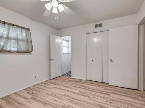 Bedroom - 39 E 21st St, Edmond, OK 73013 photo 2 of 10