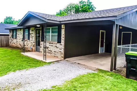 703 S 2nd Ave, Purcell, OK 73080