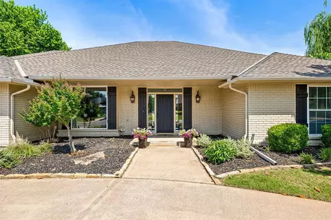 1704 Faircloud Dr, Edmond, OK 73034