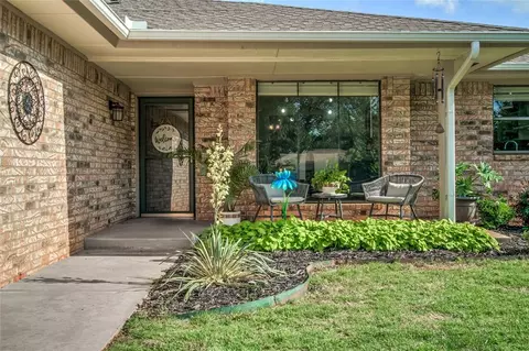 2416 Northwood Ln, Edmond, OK 73013