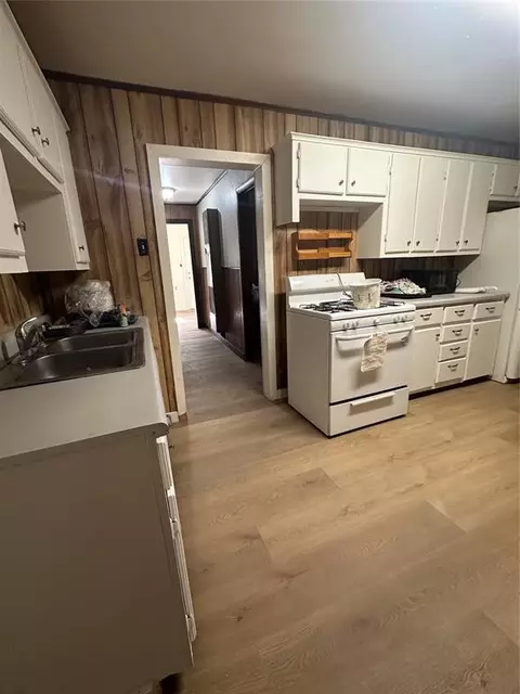 408 Wake St, Broken Bow, OK 74728 photo 11