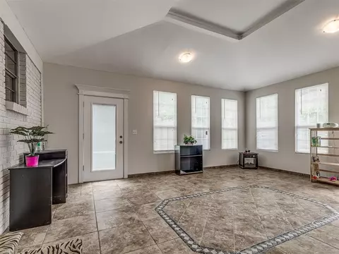 8930 E 33rd Pl, Tulsa, OK 74145 photo 8