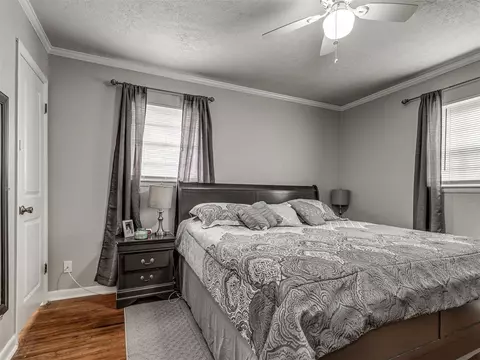8930 E 33rd Pl, Tulsa, OK 74145 photo 11