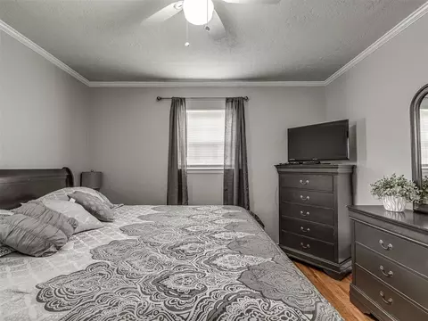 8930 E 33rd Pl, Tulsa, OK 74145 photo 12