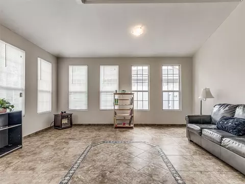 8930 E 33rd Pl, Tulsa, OK 74145 photo 7