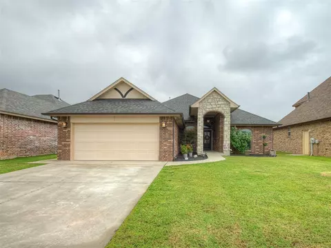 14512 Briarcliff St, Oklahoma City, OK 73170