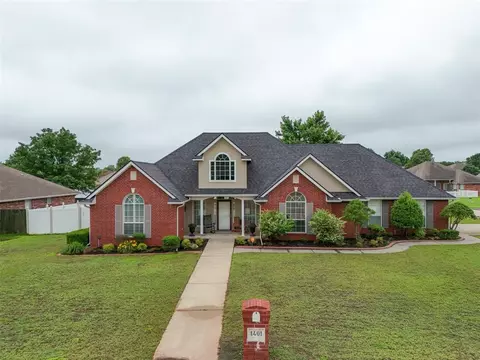 1401 Berkshire Pl, Shawnee, OK 74804