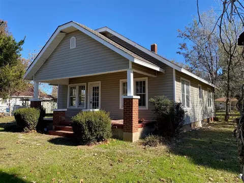 110 S 6th St, Cyril, OK 73029