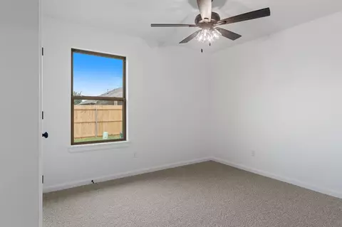Bedroom - 15804 Switchgrass Pl, Moore, OK 73170 photo 1 of 7