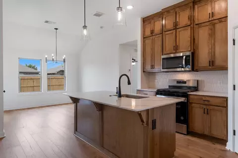Kitchen - 15804 Switchgrass Pl, Moore, OK 73170 photo 1 of 4
