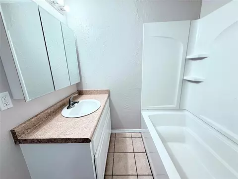 402 E 6th St, Amber, OK 73004 photo 26