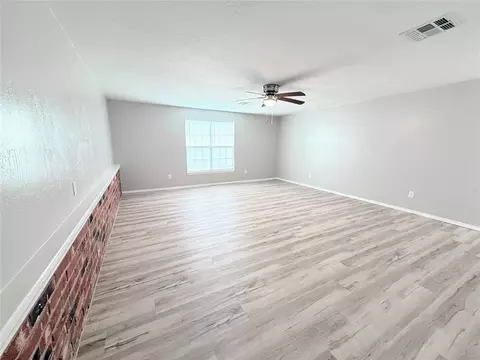 402 E 6th St, Amber, OK 73004 photo 15
