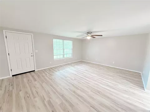 402 E 6th St, Amber, OK 73004 photo 5