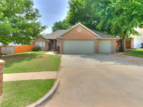 1805 Barrington Dr, Norman, OK 73071