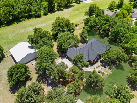 7300 Ellis Rd, Guthrie, OK 73044