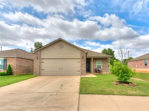 1612 Lanesboro Dr, The Village, OK 73120