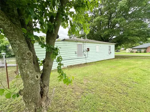 422 E 11th St, Prague, OK 74864 photo 19
