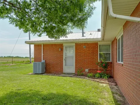 Undisclosed, Tuttle, OK 73089 photo 36