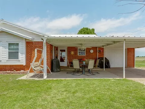Undisclosed, Tuttle, OK 73089 photo 2