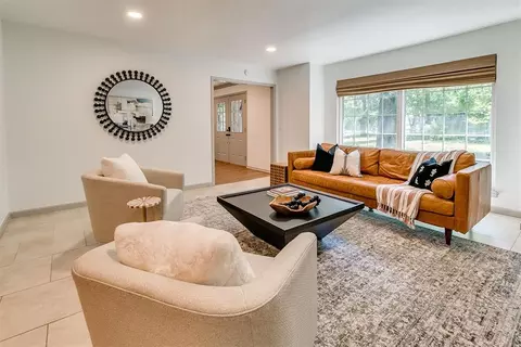 1901 Whipporwill Ct, Edmond, OK 73013