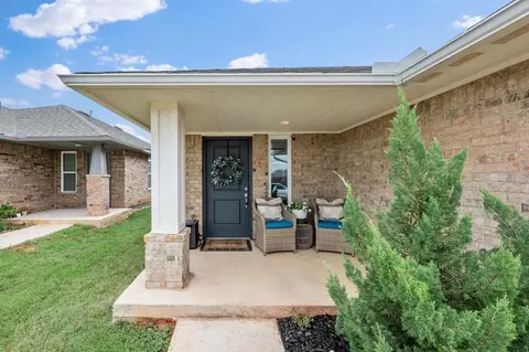 19908 Taggert Dr, Edmond, OK 73012 photo 11