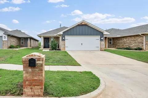19908 Taggert Dr, Edmond, OK 73012 photo 5