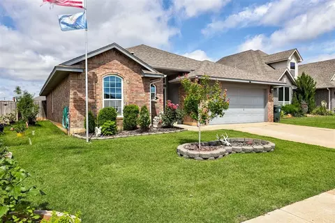 2336 Snapper Ln, Midwest City, OK 73130
