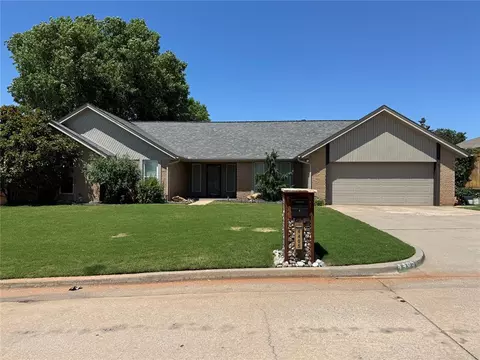 4405 Saint Gregory Dr, Oklahoma City, OK 73120