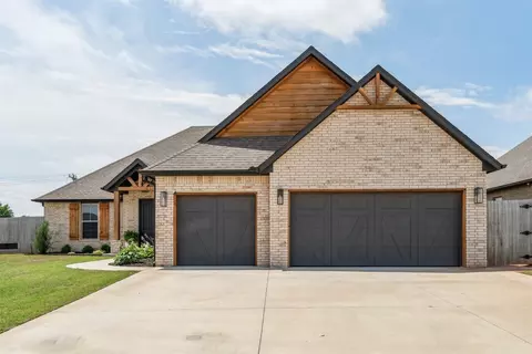 4442 Violet St, Tuttle, OK 73089 photo 1
