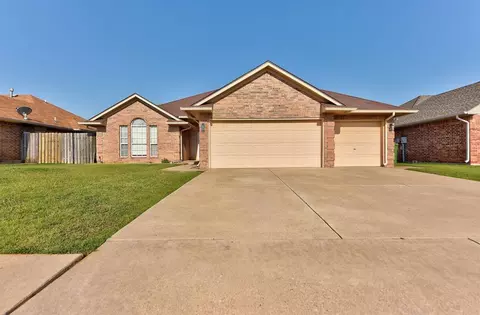 104 Sunrise Dr, Yukon, OK 73099