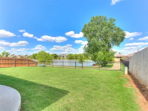 3424 Lakeside Dr, Moore, OK 73160 photo 43