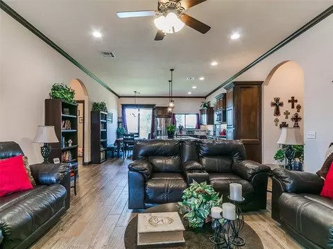 3424 Lakeside Dr, Moore, OK 73160 photo 8