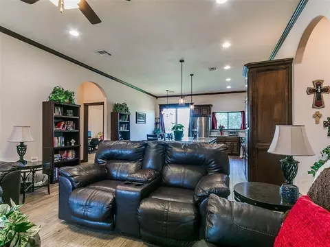 3424 Lakeside Dr, Moore, OK 73160 photo 6