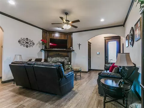 3424 Lakeside Dr, Moore, OK 73160 photo 7