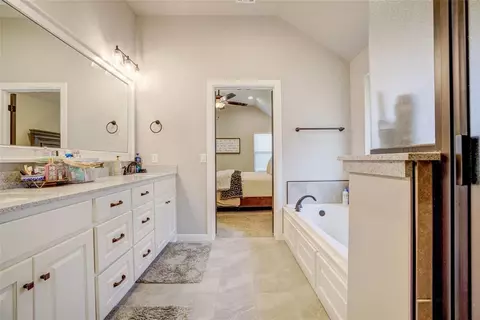 2613 Ethan Ln, Moore, OK 73160 photo 23