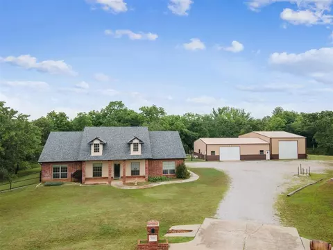 9928 Blackjack Trl, Norman, OK 73026