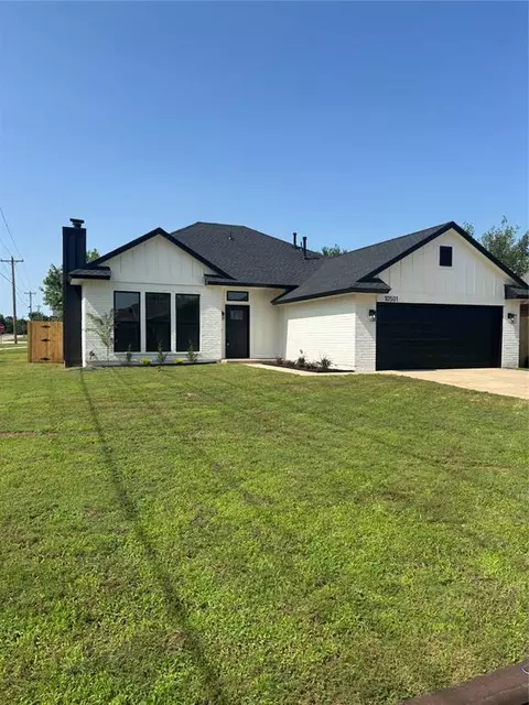 10501 Reiter Dr, Midwest City, OK 73130