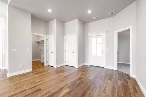 10304 SW 55th Ter, Mustang, OK 73064