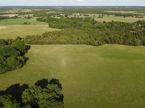 13 Crown View Dr, Prague, OK 74864