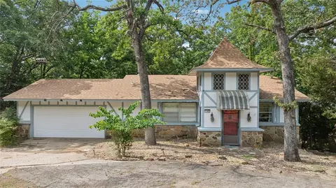 1392 Robin Hood Rd, Eufaula, OK 74432