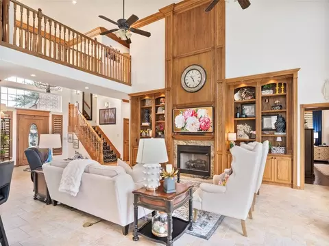 205 W Waterfront Dr, Tuttle, OK 73089 photo 9